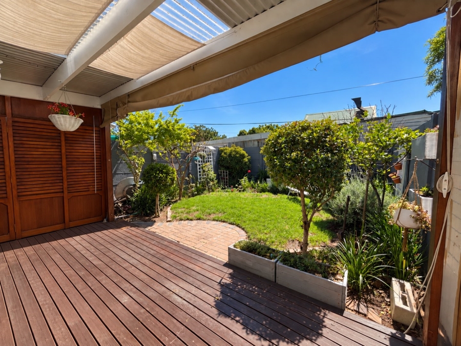 To Let 2 Bedroom Property for Rent in Diep River Western Cape